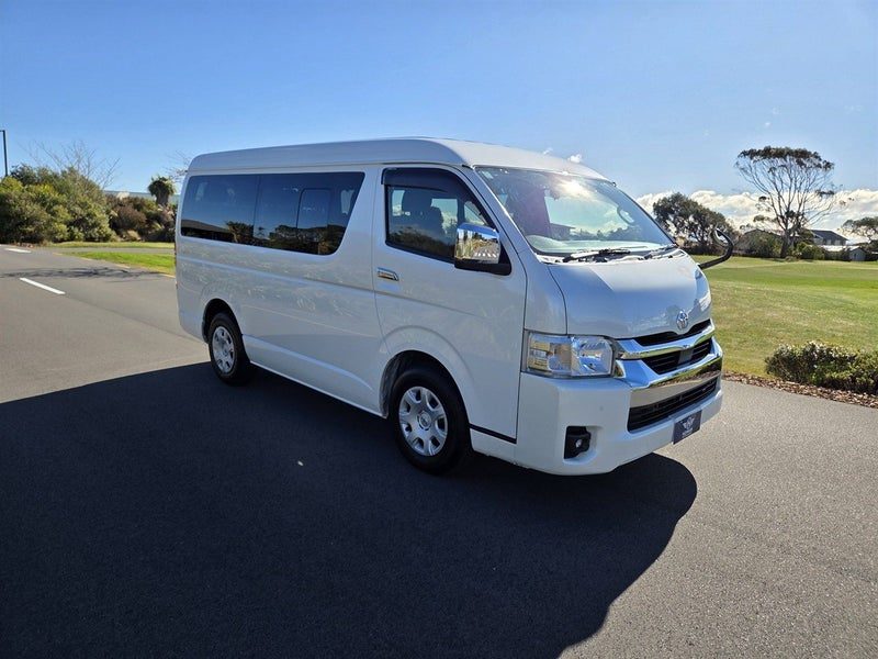 2023 Toyota Hiace 10 Seater GL