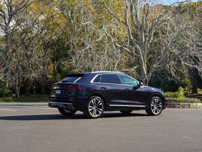 2020 Audi SQ8 TDI 4.0D 4WD 5Dr Wagon, photo 3