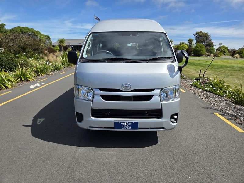 2020 Toyota Hiace Mobility Wheel Chair, photo 2