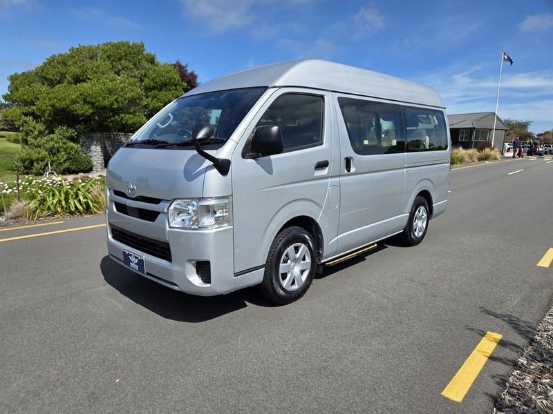 2020 Toyota Hiace Mobility Wheel Chair, photo 3