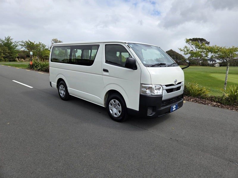 2020 Toyota Hiace Petrol 2.0 6AT LWB