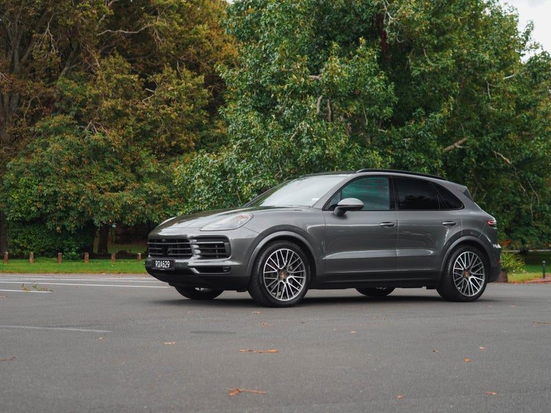 2022 Porsche Cayenne 3.0P V6 Turbo AWD 8A, photo 2