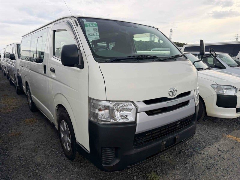 2020 Toyota Hiace VAN DX