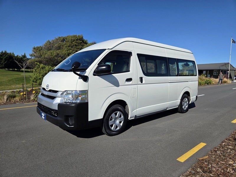 2020 Toyota Hiace Diesel 2.8 TD Jumbo ZX 4WD, photo 3