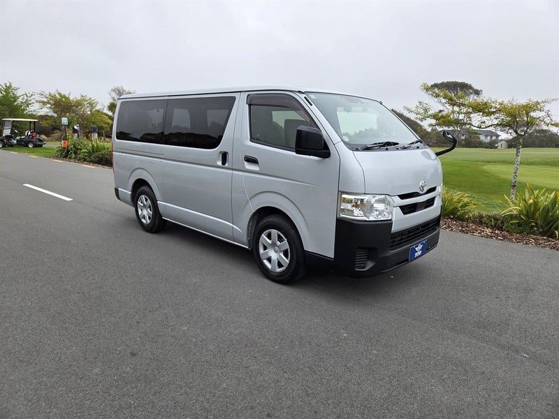 2021 Toyota Hiace Diesel 2.8 TD 5 Door LWB 6AT