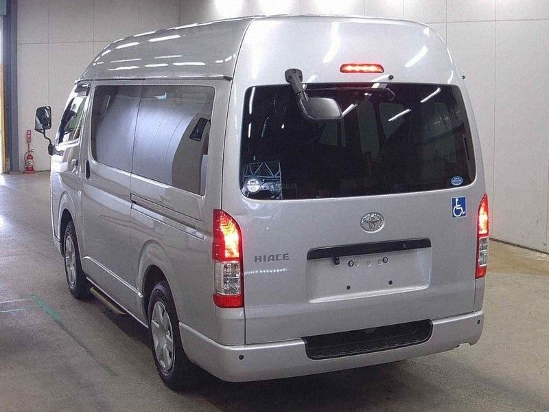 2020 Toyota Hiace VAN 4D WELCAB, photo 2