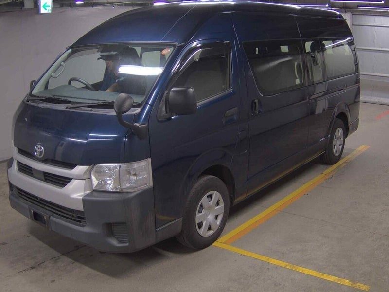 2020 Toyota Hiace COMMUTER 4D 4WD SUPER LONG DX, main photo