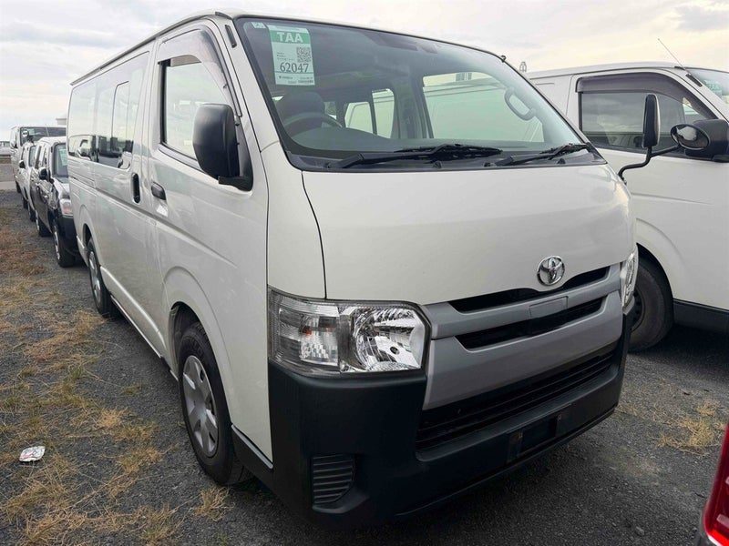 2020 Toyota Hiace VAN DX