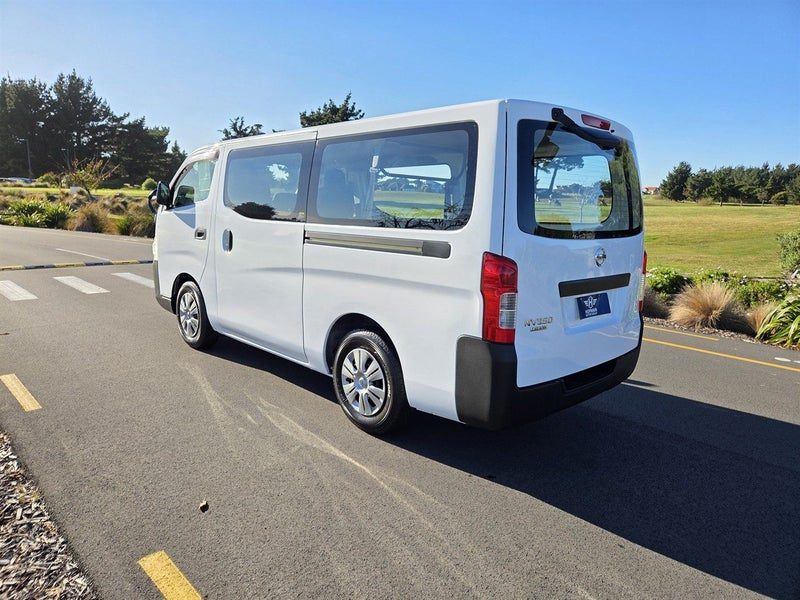 2017 Nissan NV350 2.5TD 9 Seat, photo 3