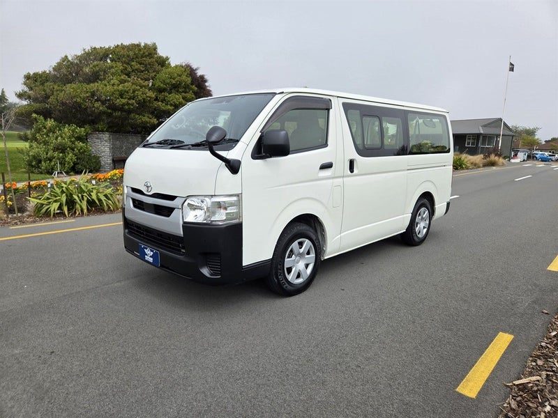 2020 Toyota Hiace Petrol 2.0 6AT LWB, photo 3