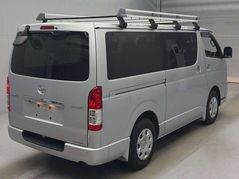 2021 Toyota Hiace Super GL 2.8 Turbo Diesel, photo 2