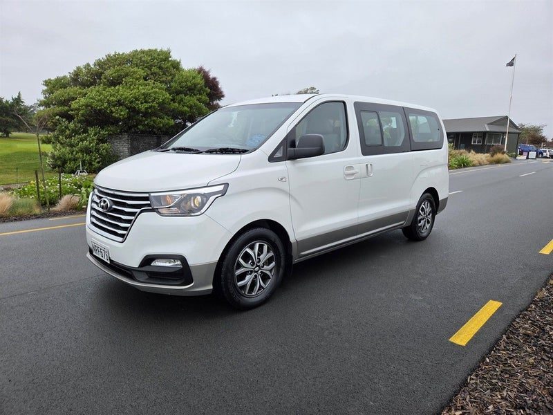 2021 Hyundai iMax 8 Seater 2.5 CRDI, photo 3