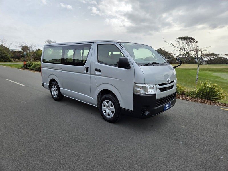 2021 Toyota Hiace Diesel 2.8 TD 4WD 5 Door LWB