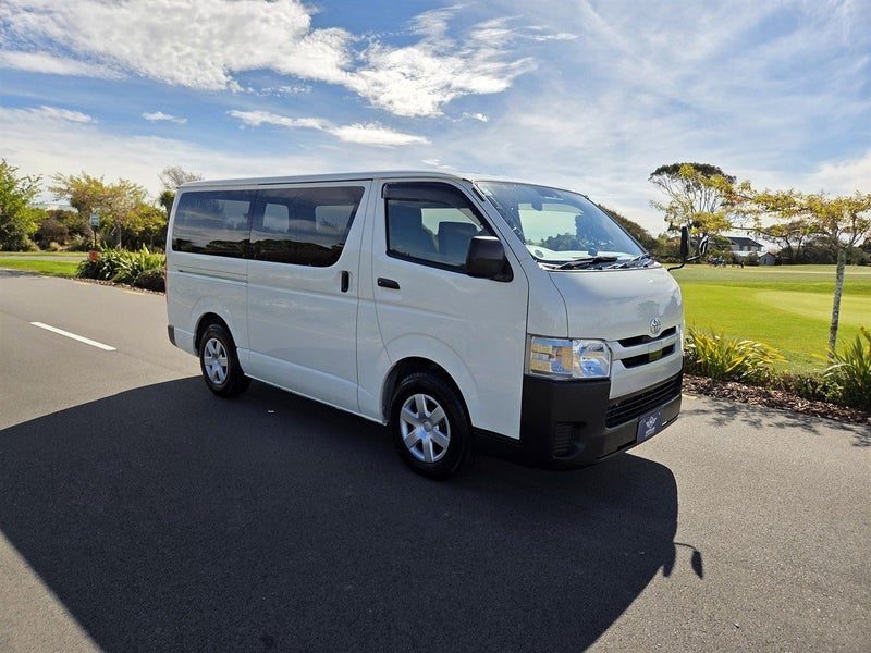 2020 Toyota Hiace Diesel 2.8 TD 5 Door LWB 6AT