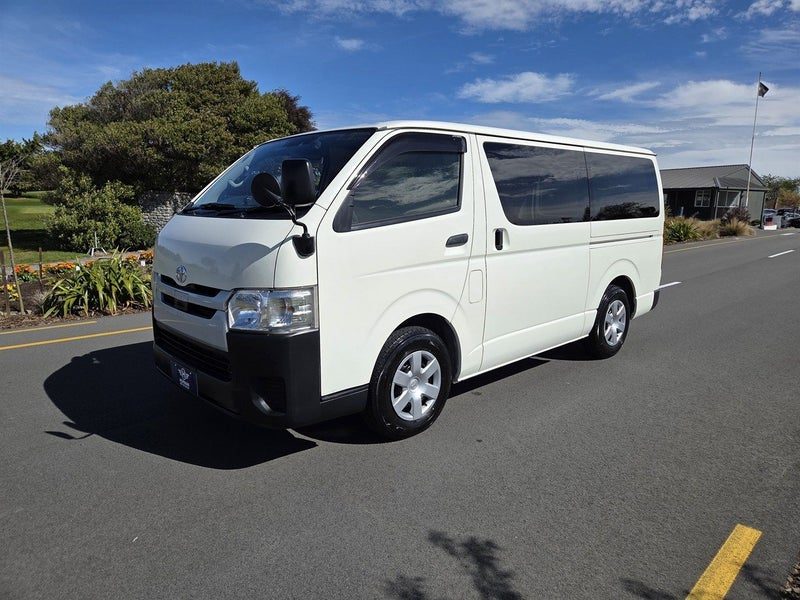2020 Toyota Hiace Diesel 2.8 TD 5 Door LWB 6AT, photo 3