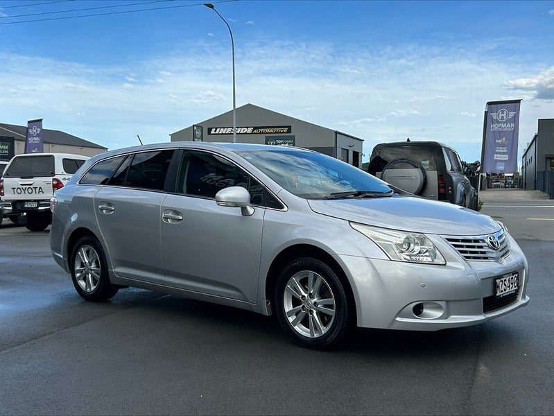 2011 Toyota Avensis, photo 2