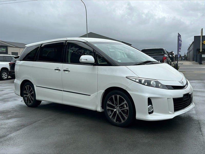 2016 Toyota Estima 5D AERAS PREMIUM EDITION, photo 2