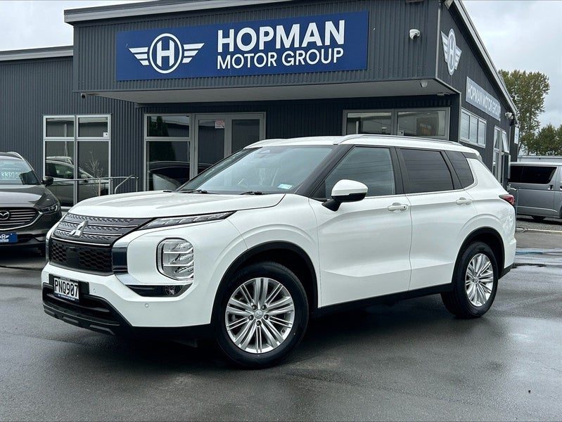 2022 Mitsubishi Outlander LS 2.5P/4WD/CVT