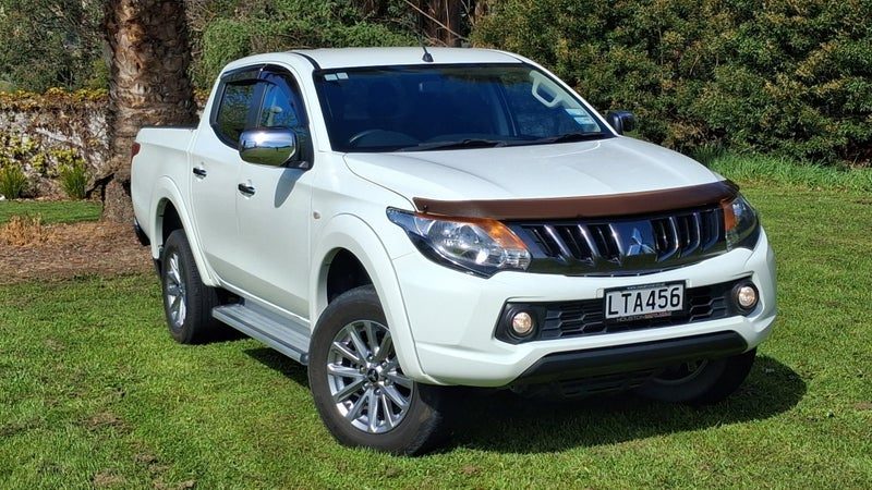 2018 Mitsubishi Triton DC Glxr 6MT 2.4D/6MT, main photo