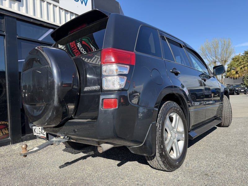 2006 Suzuki Escudo 4WD, photo 2