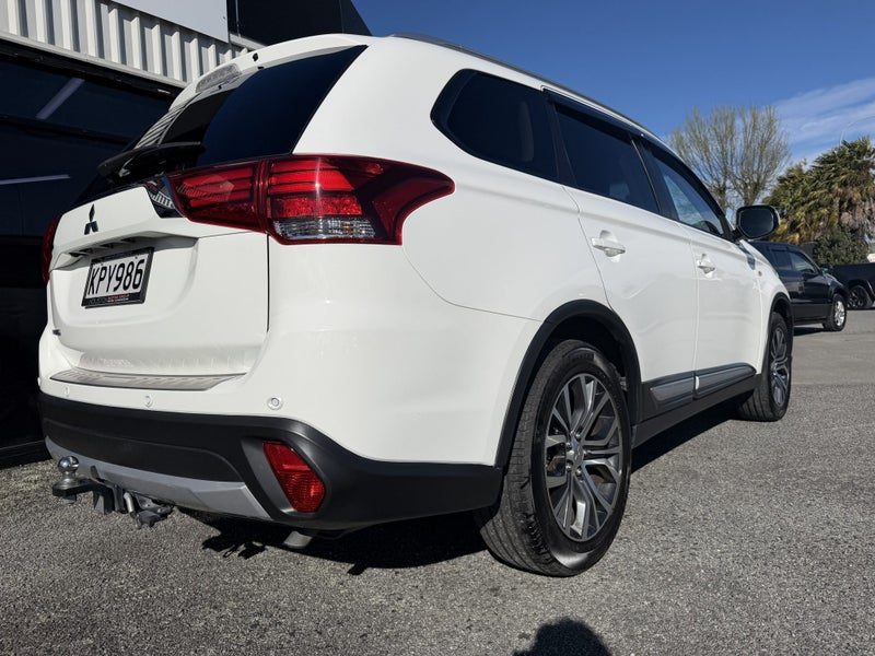 2017 Mitsubishi Outlander LS 2.4P/4WD/CVT, photo 3