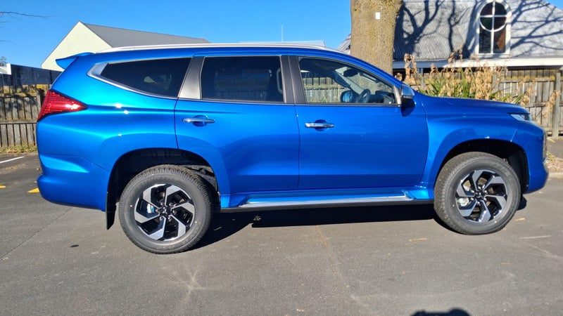 2026 Mitsubishi Pajero Sport 2.4D VRX 4WD 8AT, photo 3