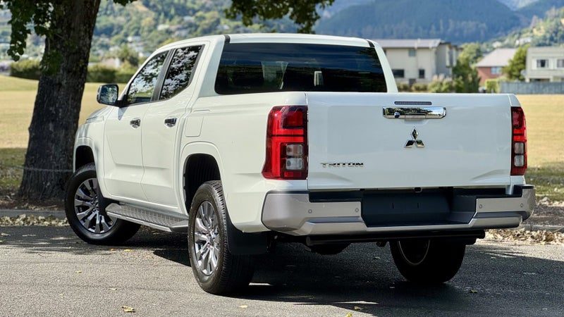 2026 Mitsubishi Triton GLXR 4WD - In stock now, photo 3