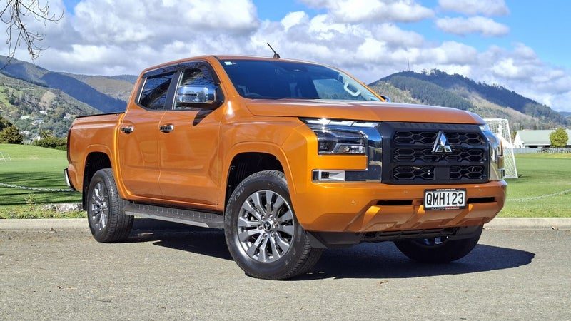 2024 Mitsubishi Triton GLXR