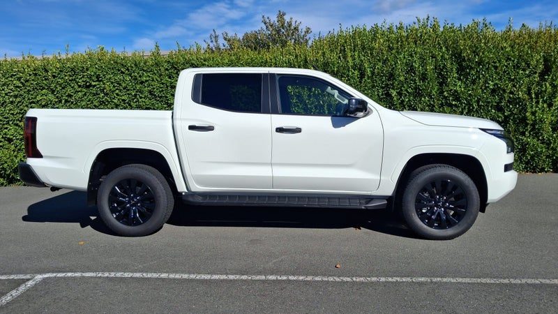 2026 Mitsubishi Triton GLXR 4x4 - New Model, photo 3