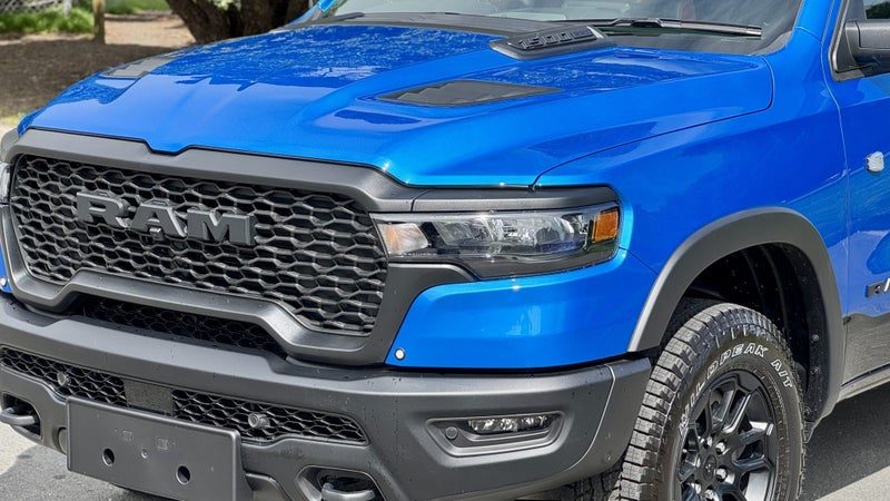 2025 Ram 1500 Rebel Crew Cab 4x4 - DEMO SPECIAL, photo 2