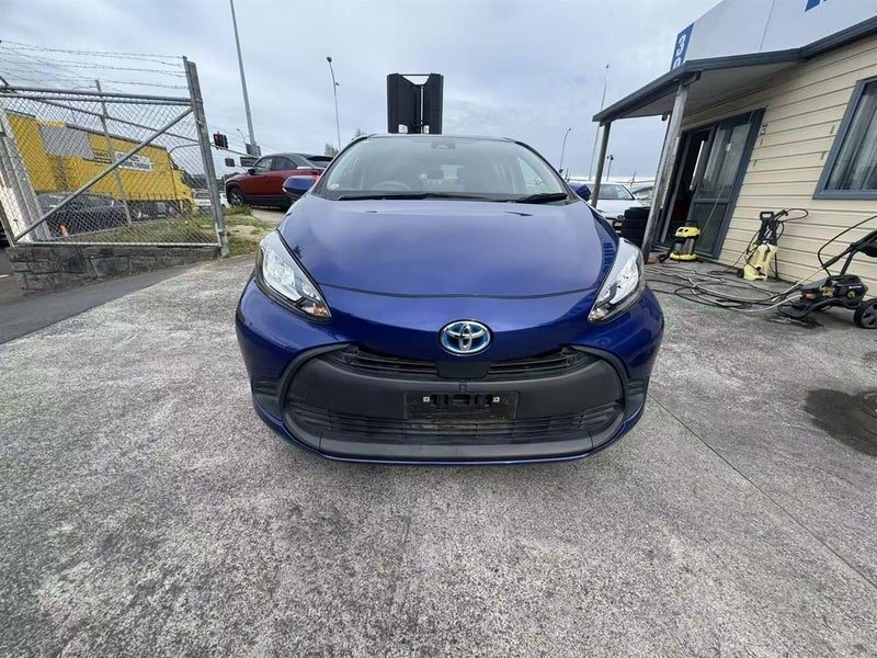 2022 Toyota Aqua X, photo 2