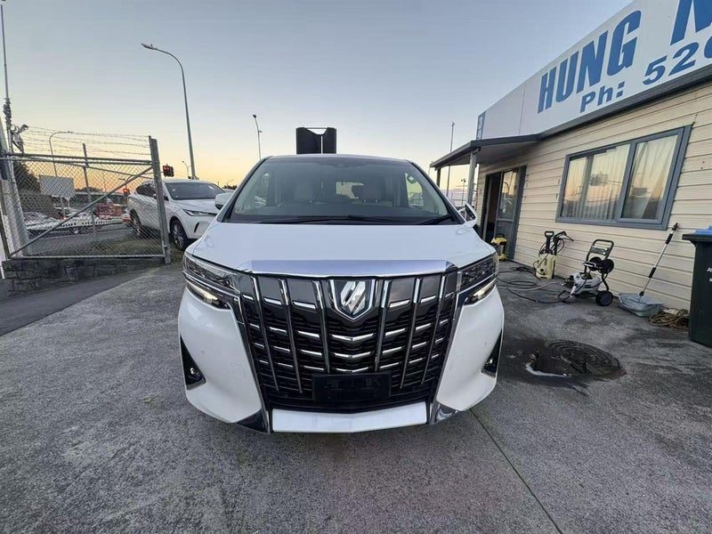 2018 Toyota Alphard G, photo 2