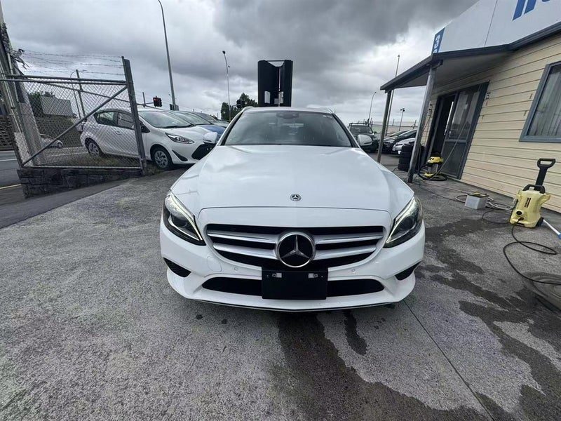 2019 Mercedes-Benz C 200 Hybrid, photo 2