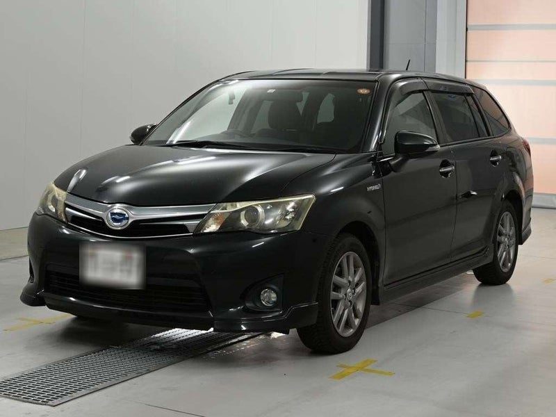 2014 Toyota Corolla Fielder Hybrid Wagon