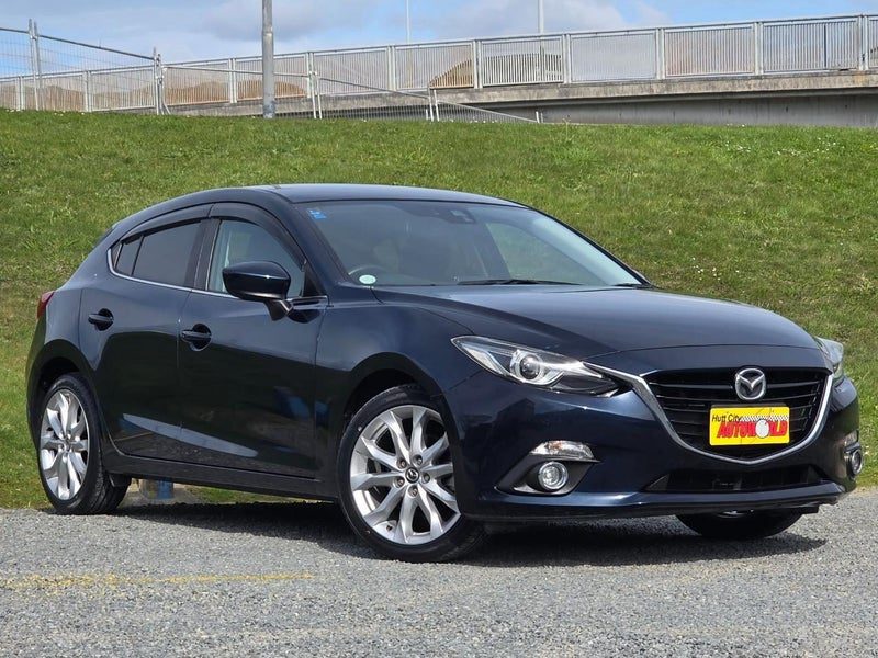 2014 Mazda Axela Sport