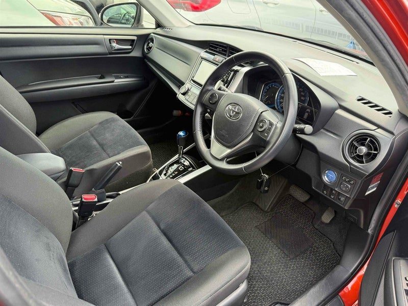 2016 Toyota Corolla Wagon, photo 2
