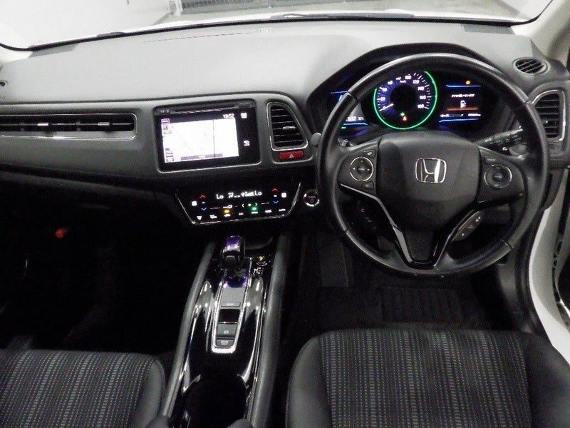 2015 Honda Vezel Z, photo 2