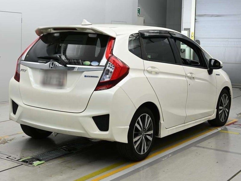 2014 Honda Fit HYBRID S PACKAGE, photo 3