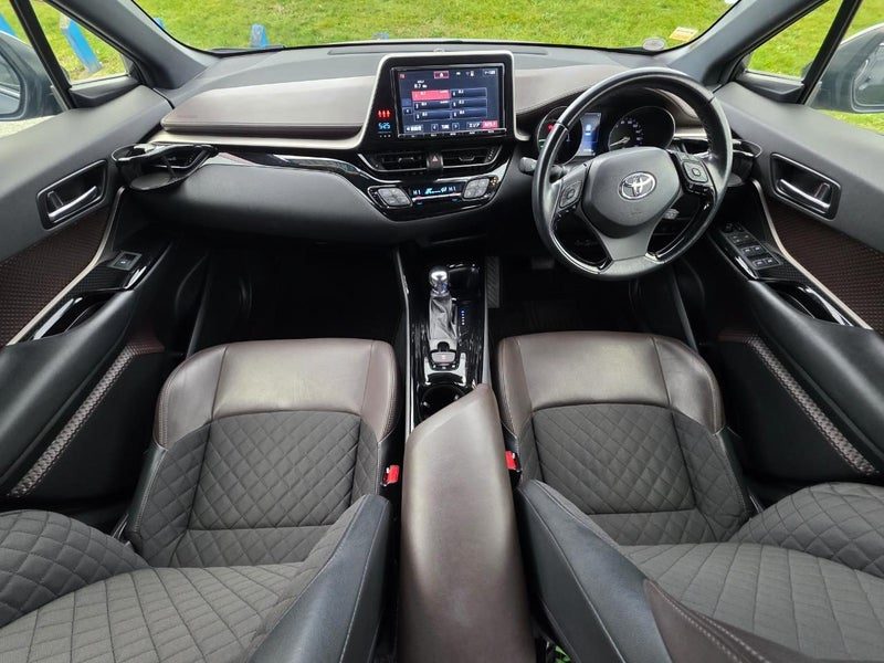 2017 Toyota C-HR G, photo 2