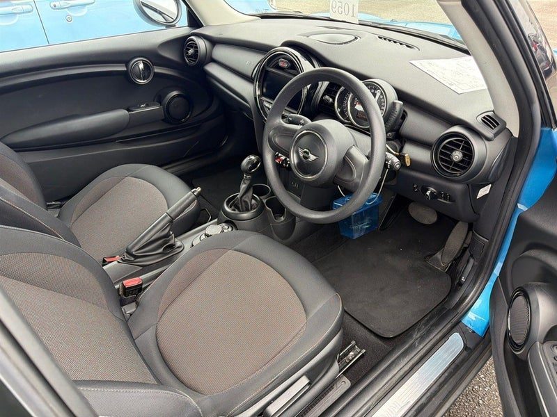 2016 MINI Cooper, photo 3