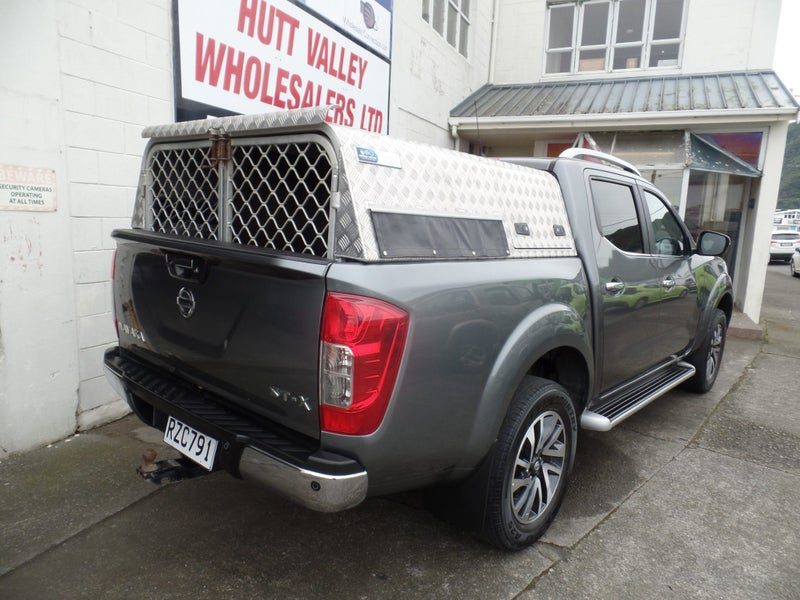 2019 Nissan Navara ST-X 4WD One Owner, photo 3