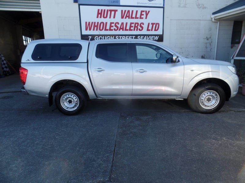 2021 Nissan Navara RX 6 Speed One Owner, photo 2