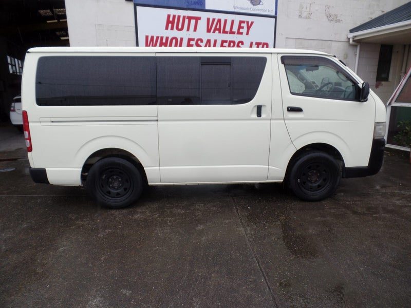 2009 Toyota Hiace Twin Slider 3.0L Diesel, photo 2