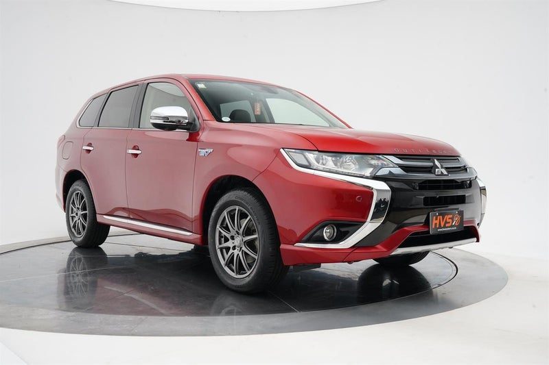 2015 Mitsubishi Outlander G 5 Seater, main photo