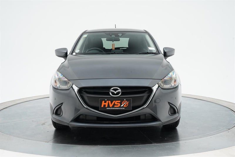2015 Mazda Demio 13S, photo 2