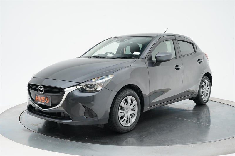 2015 Mazda Demio 13S, photo 3