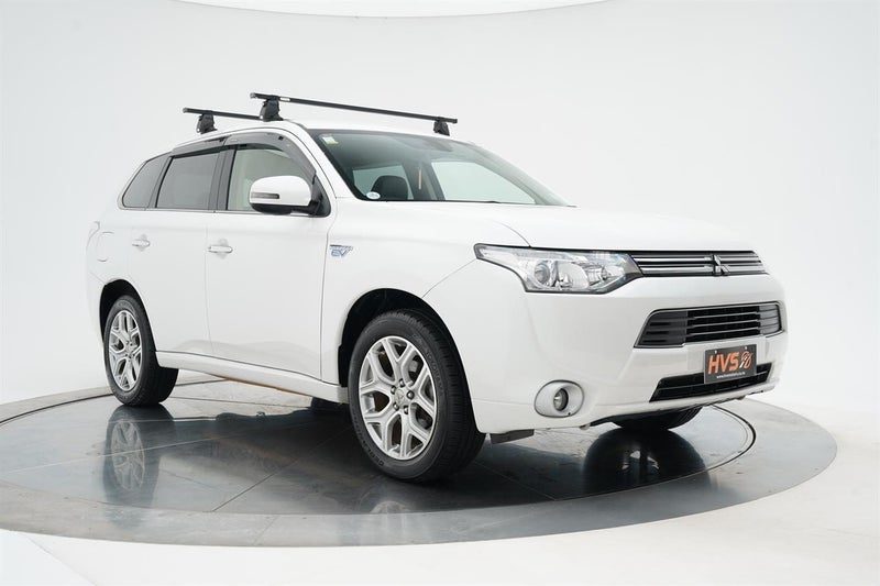 2013 Mitsubishi Outlander PHEV G 4WD
