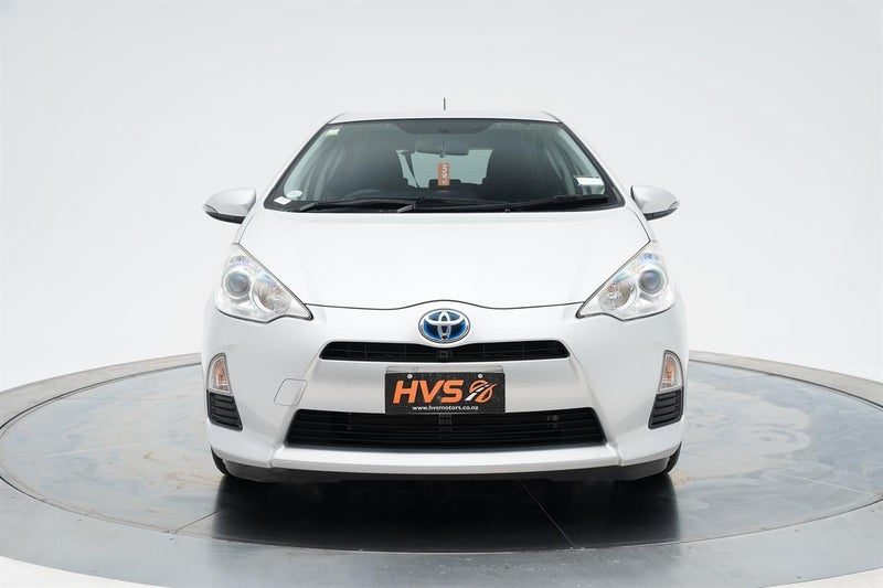 2012 Toyota Aqua S Push Start, photo 2