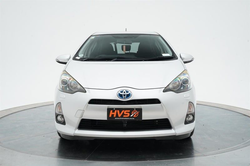 2013 Toyota Aqua G Leather, photo 2