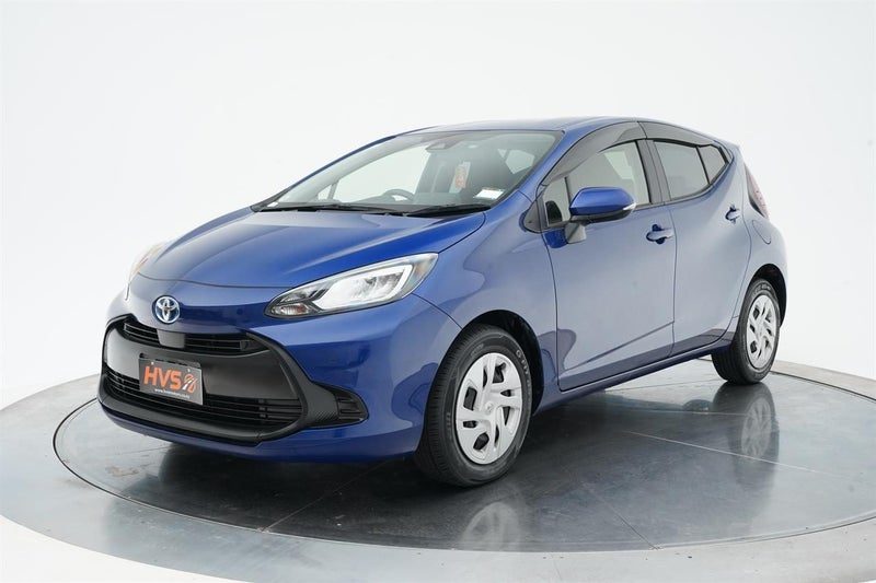 2022 Toyota Aqua Hybrid X, photo 3